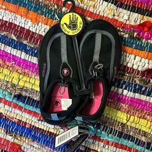 Body Glove Water Shoes